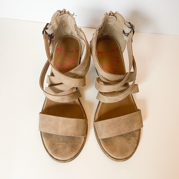 Jellypop Tan Strappy Heels size 7.5 - Picture 3 of 9